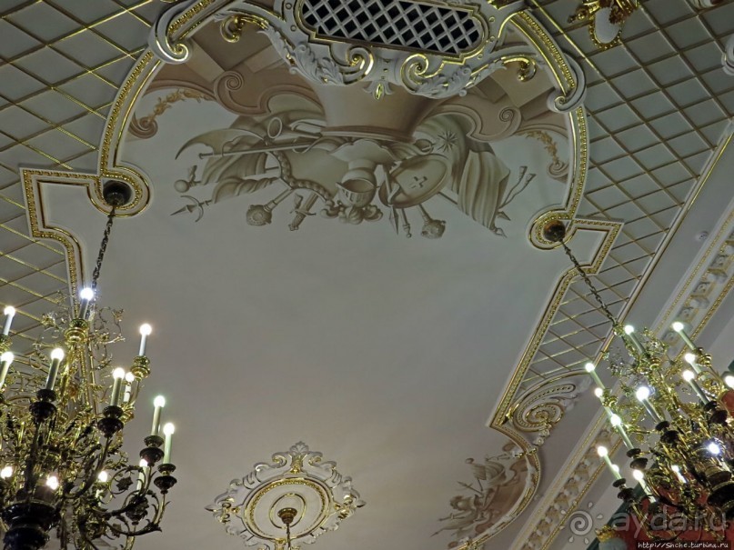 Аки хоромы царские — интерьеры замка Радзивиллов в Несвиже