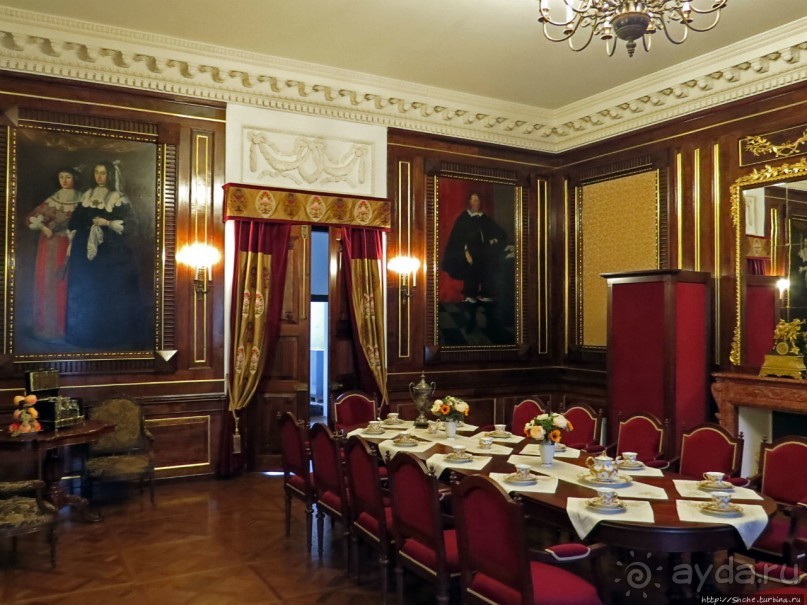 Аки хоромы царские — интерьеры замка Радзивиллов в Несвиже