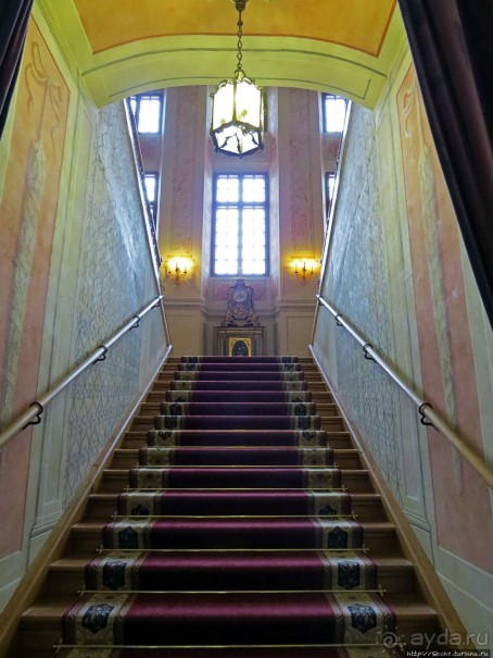 Аки хоромы царские — интерьеры замка Радзивиллов в Несвиже