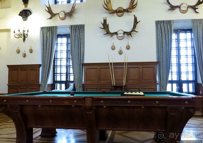 Аки хоромы царские — интерьеры замка Радзивиллов в Несвиже