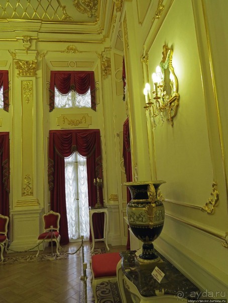 Аки хоромы царские — интерьеры замка Радзивиллов в Несвиже