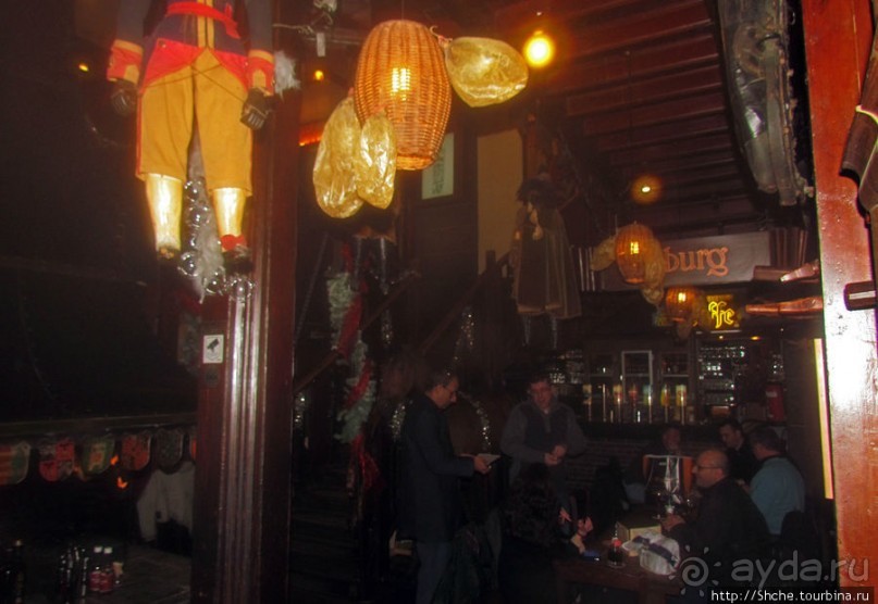 Традиционный бельгийский ресторан в центре Брюсселя