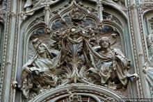 Двери Миланского собора, способные вызвать культурный шок