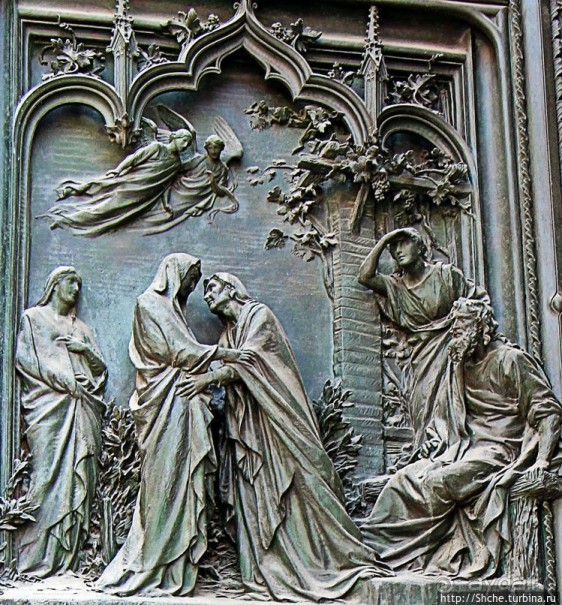 Двери Миланского собора, способные вызвать культурный шок