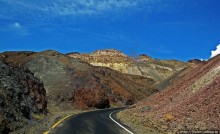 Долина Смерти. "Палитра художника" на дороге художников