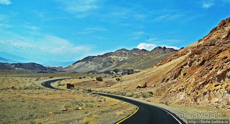 Долина Смерти. "Палитра художника" на дороге художников