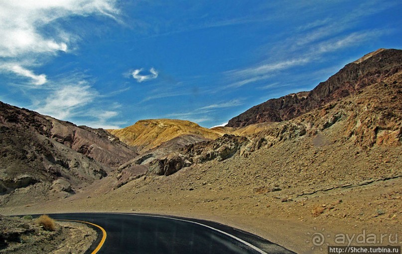 Долина Смерти. "Палитра художника" на дороге художников