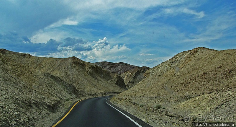Долина Смерти. "Палитра художника" на дороге художников