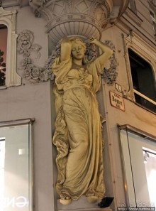 Декабрьская иллюминация Вены, вечер, немного снега и мороз