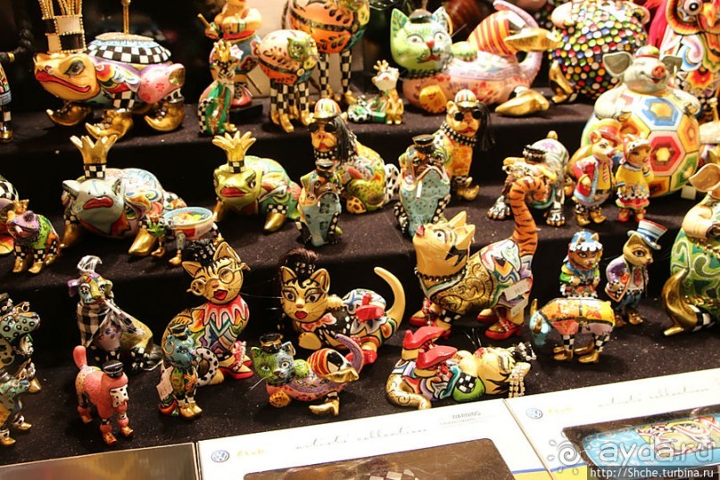 Альбом отзыва "Декабрьская иллюминация Вены, вечер, немного снега и мороз"