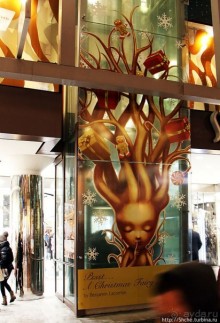 Декабрьская иллюминация Вены, вечер, немного снега и мороз