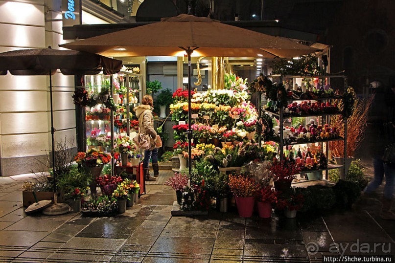 Декабрьская иллюминация Вены, вечер, немного снега и мороз