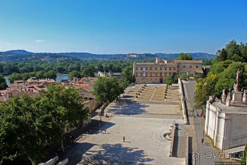 Крыши Авиньона: папский город с высоты папского дворца 