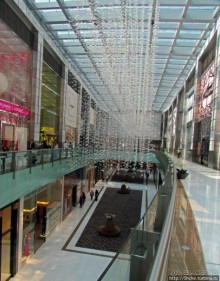 Площадь Эмаар — такая значимая, такая не значительная