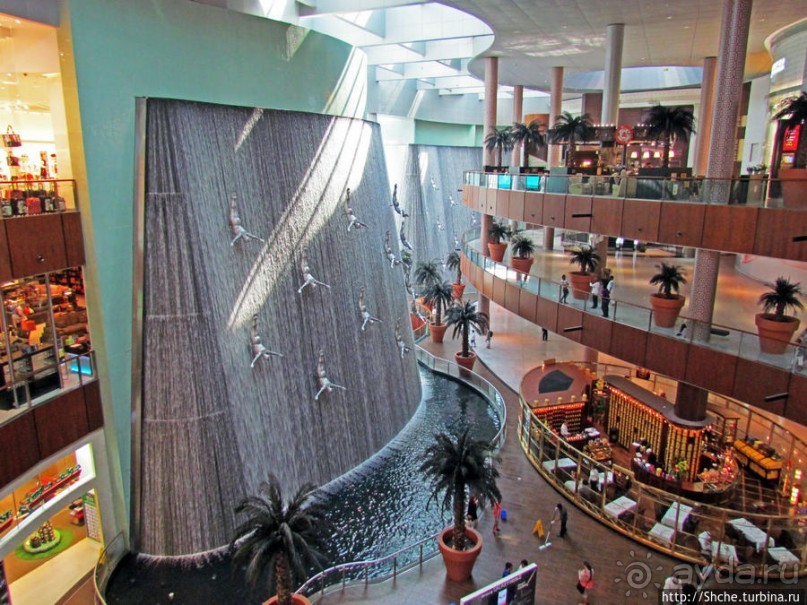 Площадь Эмаар — такая значимая, такая не значительная