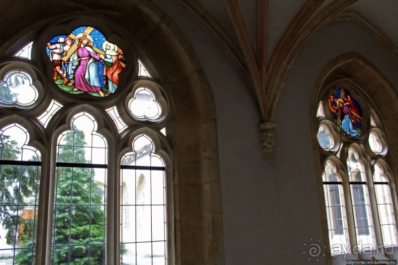 Базилика и склеп крупнейшего и старейшего монастыря Венгрии