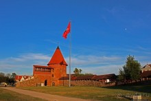 Каждый уважающий себя город должен иметь замок... Каунас