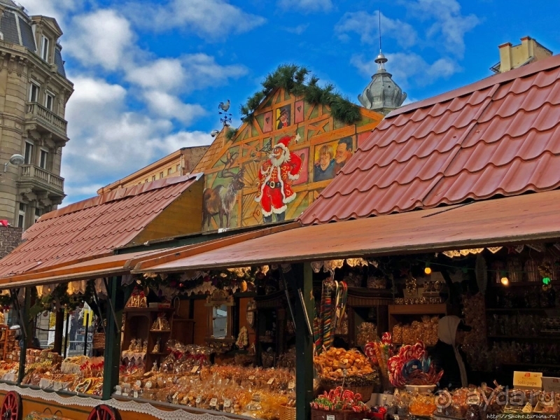 Рождественские метаморфозы. Площадь Бройи в Страсбурге