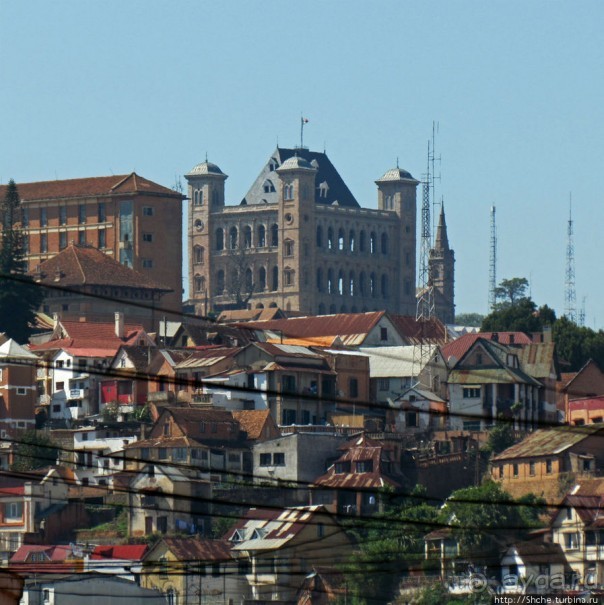 Отель "Палиссандр" и его окрестности