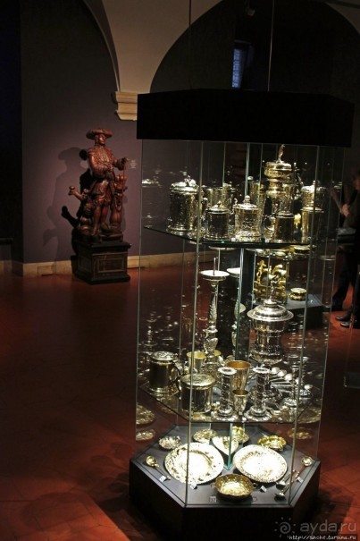 Воссозданная роскошь. Королевский замок, зал за залом