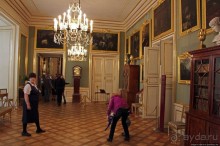 Воссозданная роскошь. Королевский замок, зал за залом