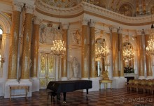 Воссозданная роскошь. Королевский замок, зал за залом