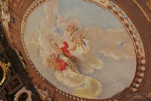 Воссозданная роскошь. Королевский замок, зал за залом