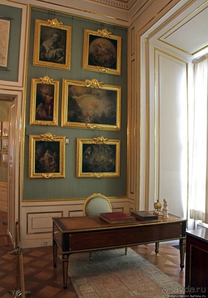 Воссозданная роскошь. Королевский замок, зал за залом