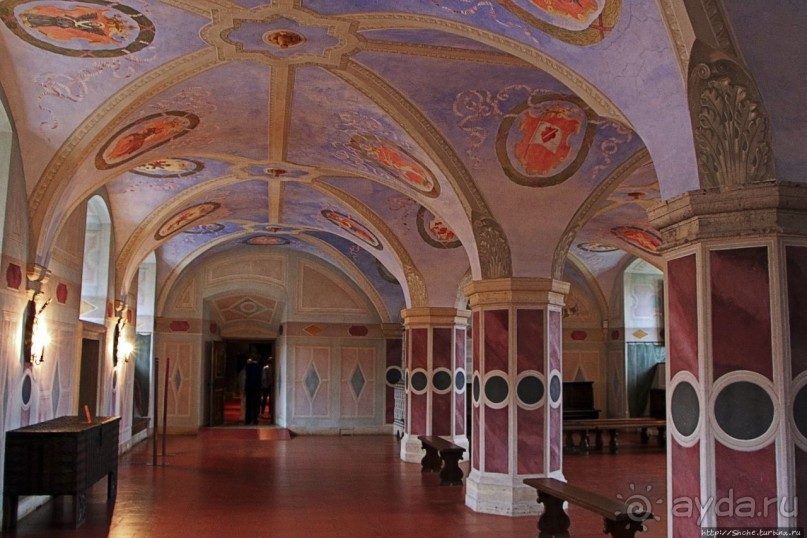 Воссозданная роскошь. Королевский замок, зал за залом