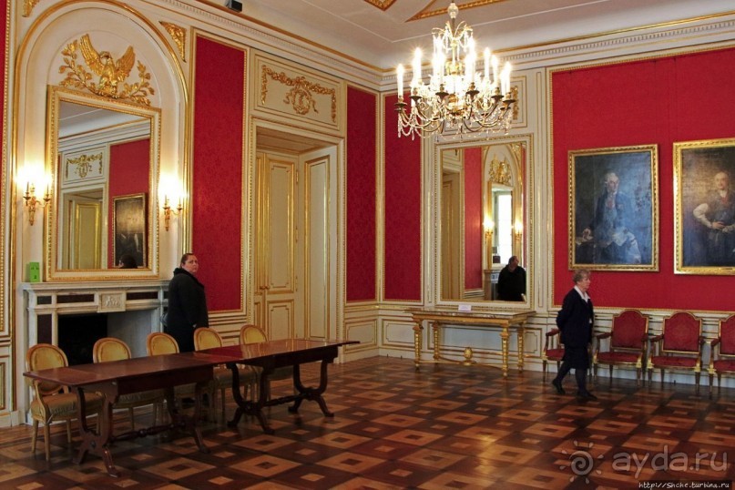 Воссозданная роскошь. Королевский замок, зал за залом