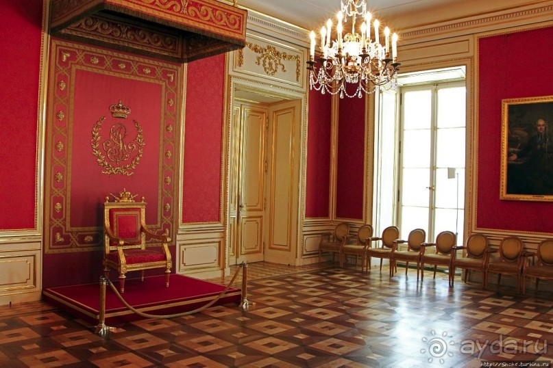 Воссозданная роскошь. Королевский замок, зал за залом