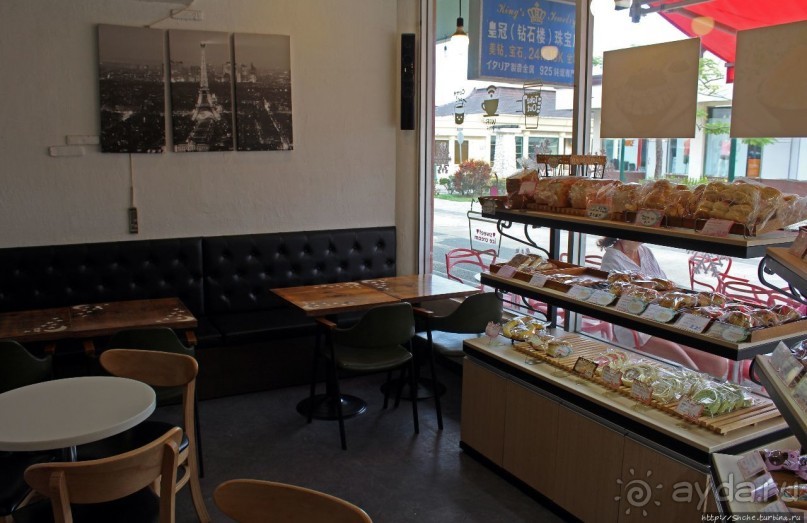 Утро на Сайпане начинается с французской булочной