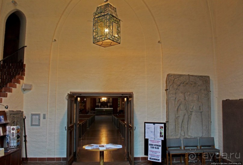 Кирпичная (15 век) церковь св. Николая в Хальмстаде