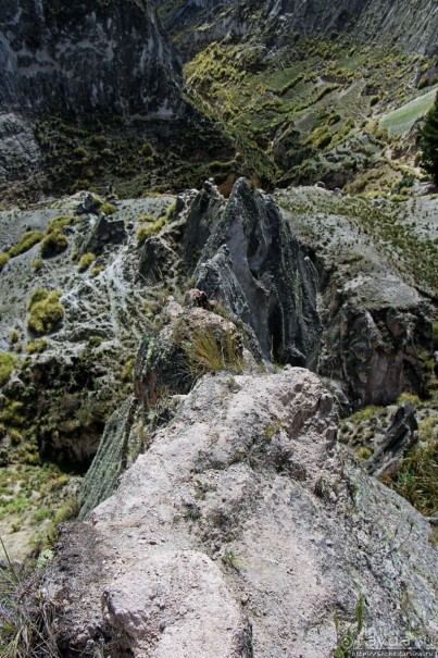 Тоачи камень проточила