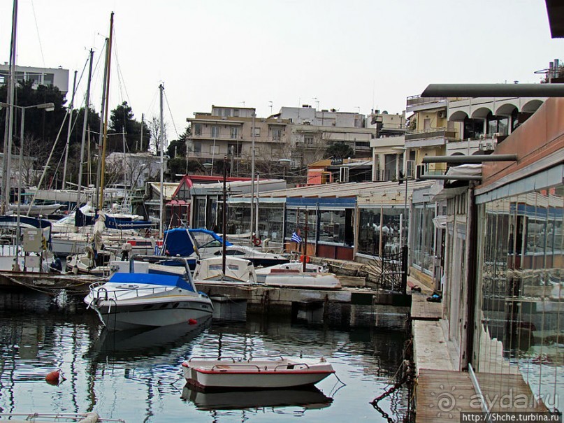 Микролимано — маленький, но самый колоритный залив Пирея