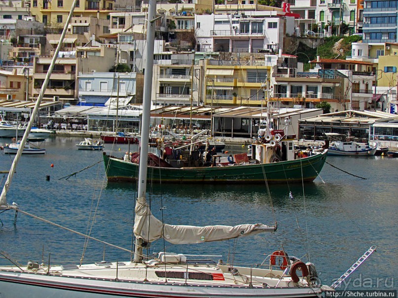 Микролимано — маленький, но самый колоритный залив Пирея