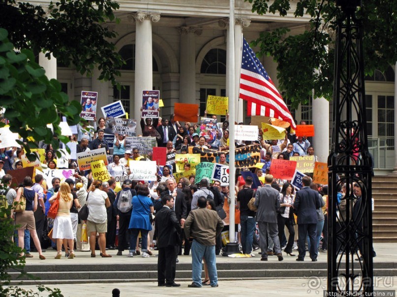Нью-Йоркский Сити-холл парк — 40 минут покоя и созерцания