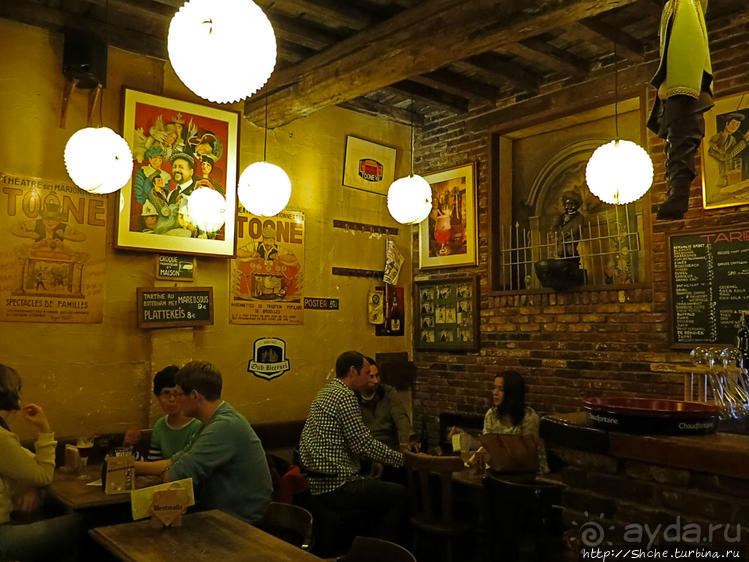 Оригинальное пиво Kwak в Королевском кукольном театре