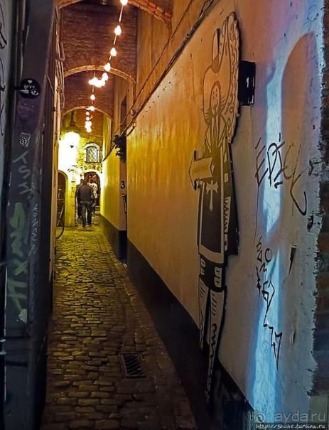 Оригинальное пиво Kwak в Королевском кукольном театре