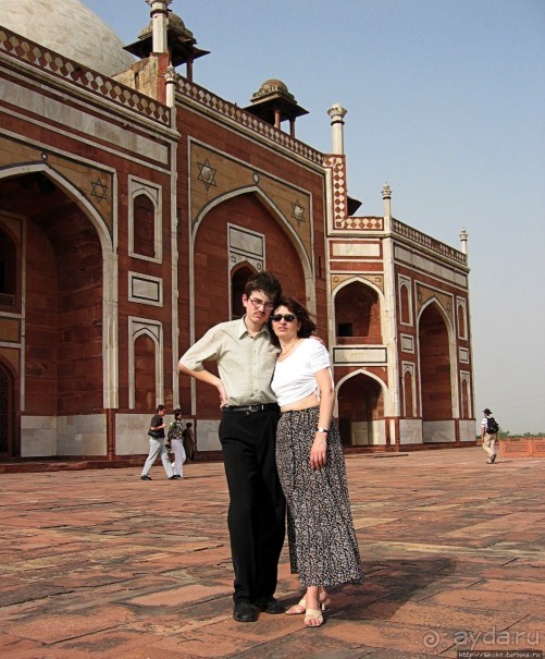 Мавзолей Хумаюна — прообраз Тадж-Махала (объект ЮНЕСКО №232)