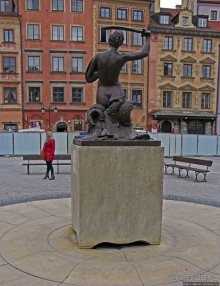 О воинственной русалке... (увековеченной в Старом городе)