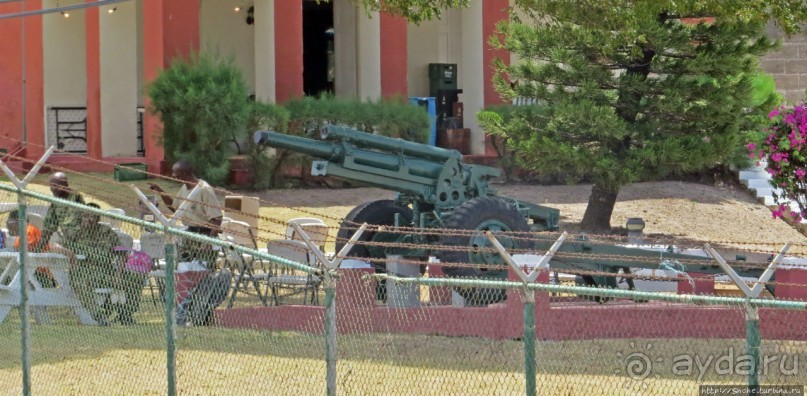 Гарнизон, или половина памятника ЮНЕСКО за оградой отеля