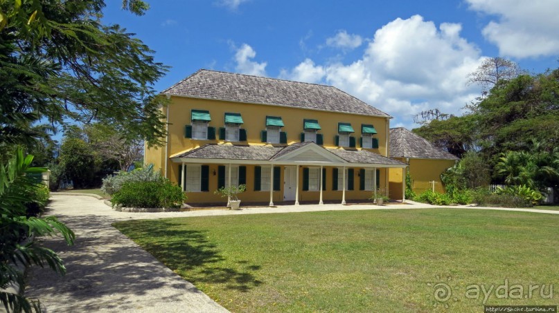 Гарнизон, или половина памятника ЮНЕСКО за оградой отеля