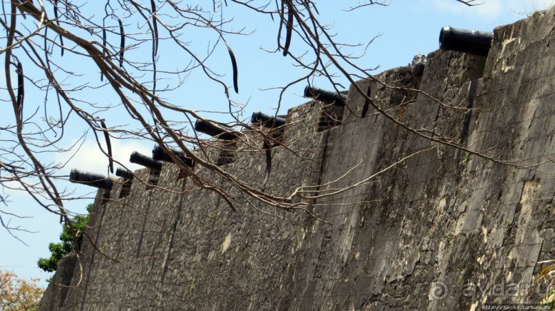 Гарнизон, или половина памятника ЮНЕСКО за оградой отеля