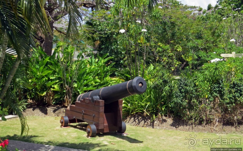 Гарнизон, или половина памятника ЮНЕСКО за оградой отеля