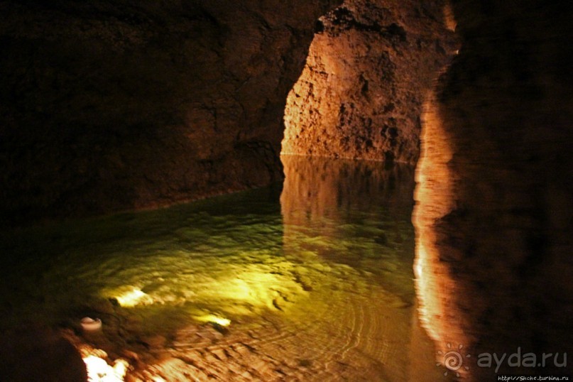 Журчат поземные ручьи