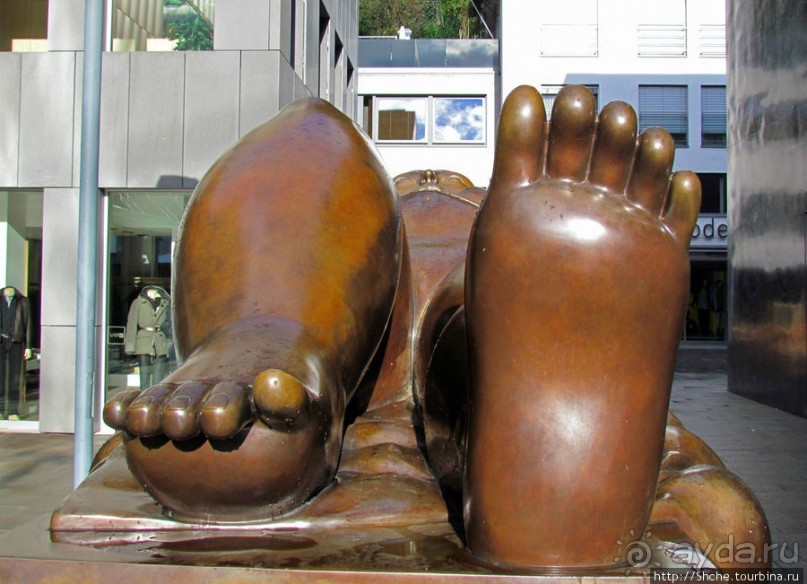 Современное искусство на улицах Вадуца