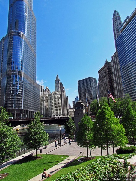 Прогулка вдоль реки в джунглях...бетонных. Chicago Riverwalk