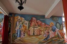 Старинные катакомбы (14 век) под новым храмом в Салониках