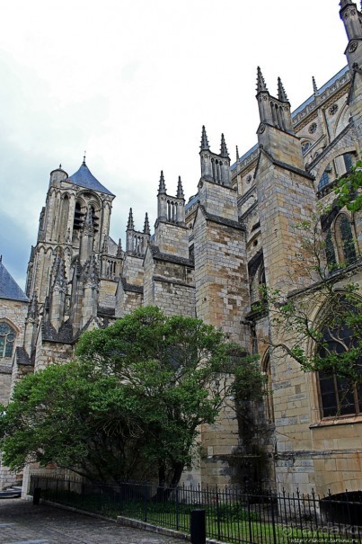 Свечка за выражение... эмоции